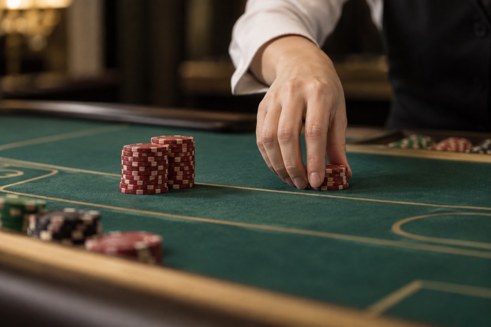 How baccarat works: the basics How baccarat works: the basics